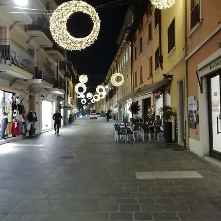 Apartment Casa Rosa Desenzano del Garda